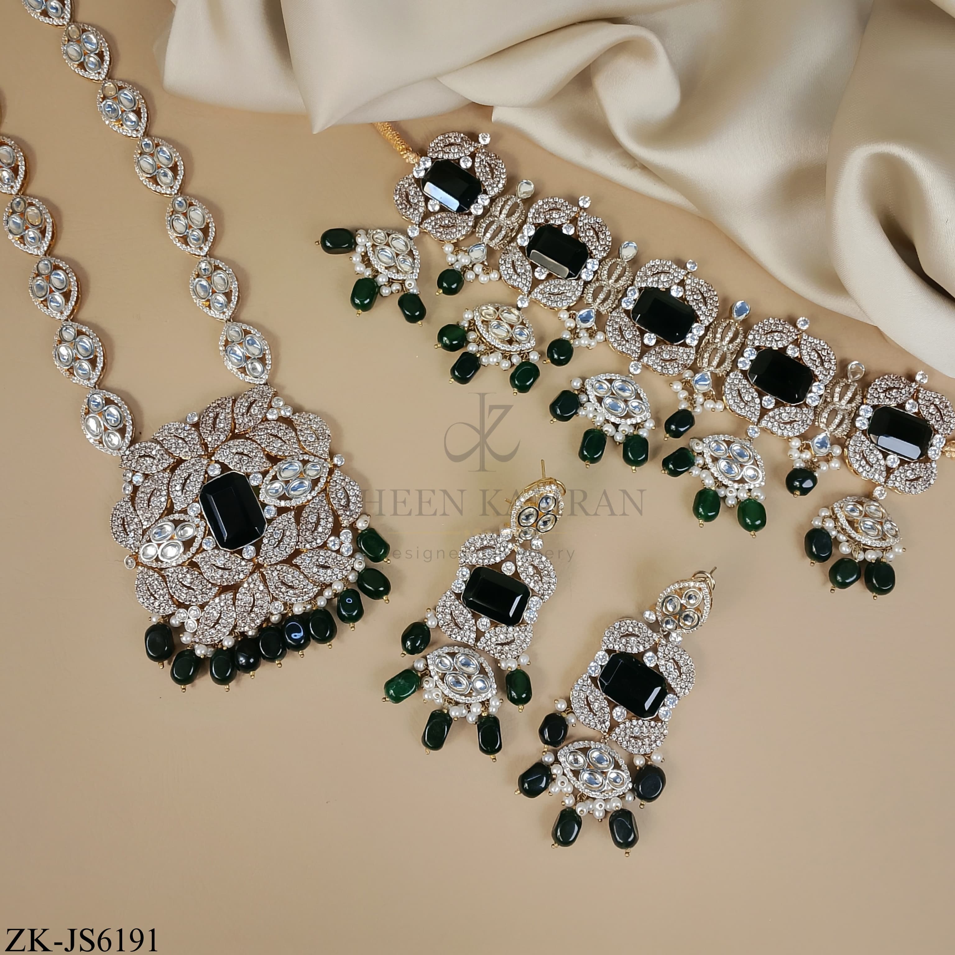 EMERALD SILVER SET