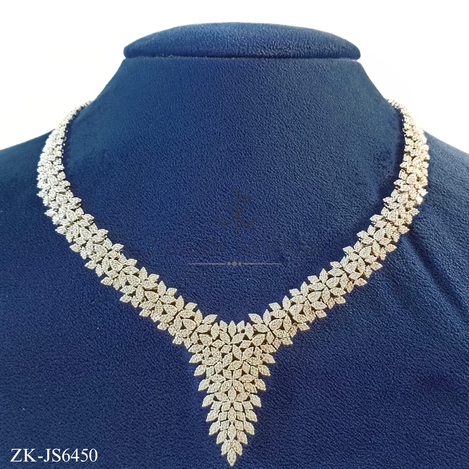 ZIRCONIAN SILVER SET