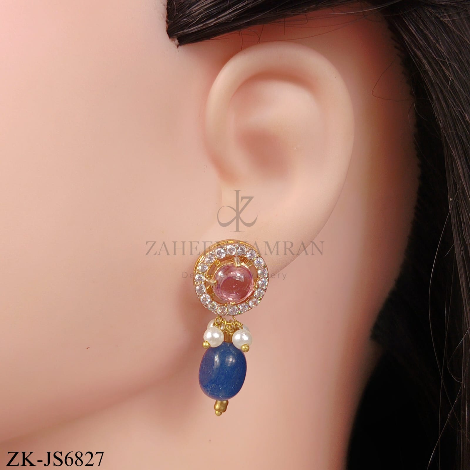 ELEGANT GOLD TONE SAPPHIRE SET WITH PEARL CENTERPIECE
