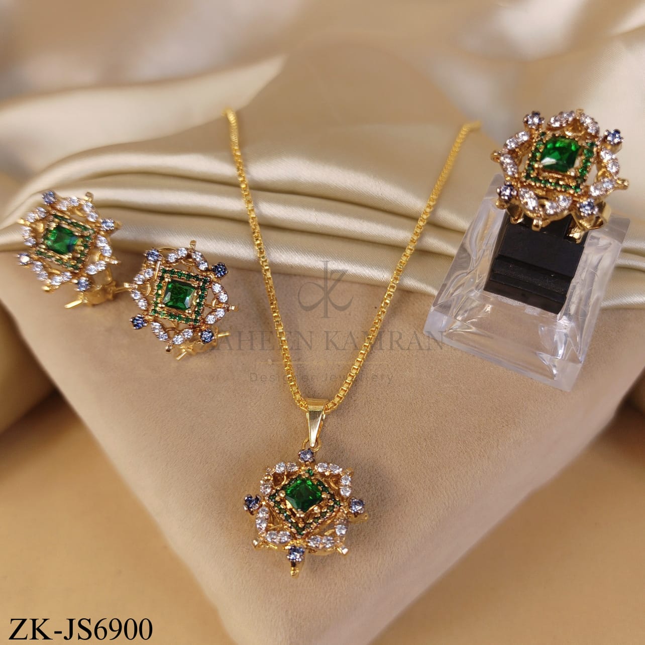 EMERALD STARBURST SET