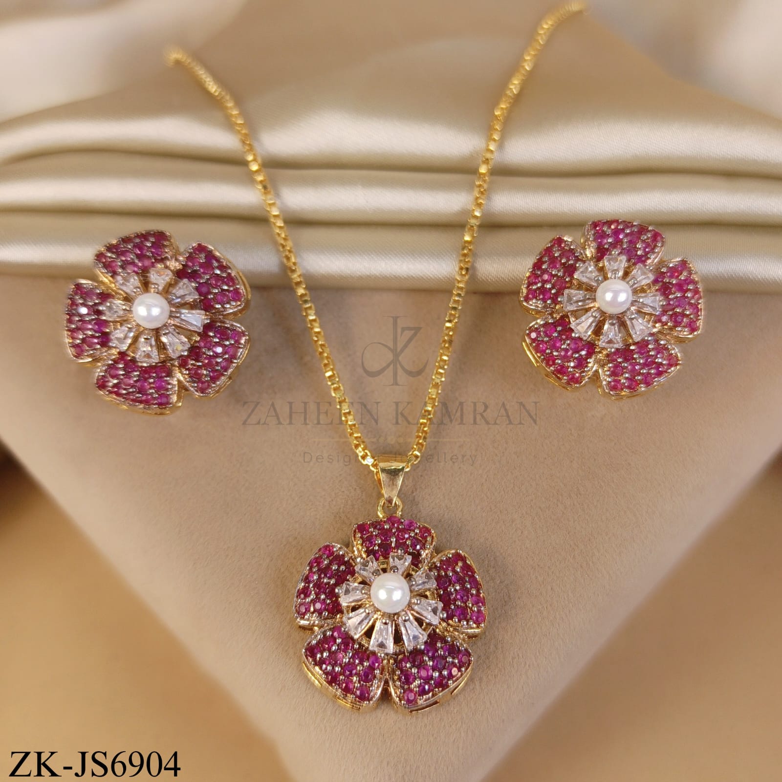 RUBY PAVE PETAL SET