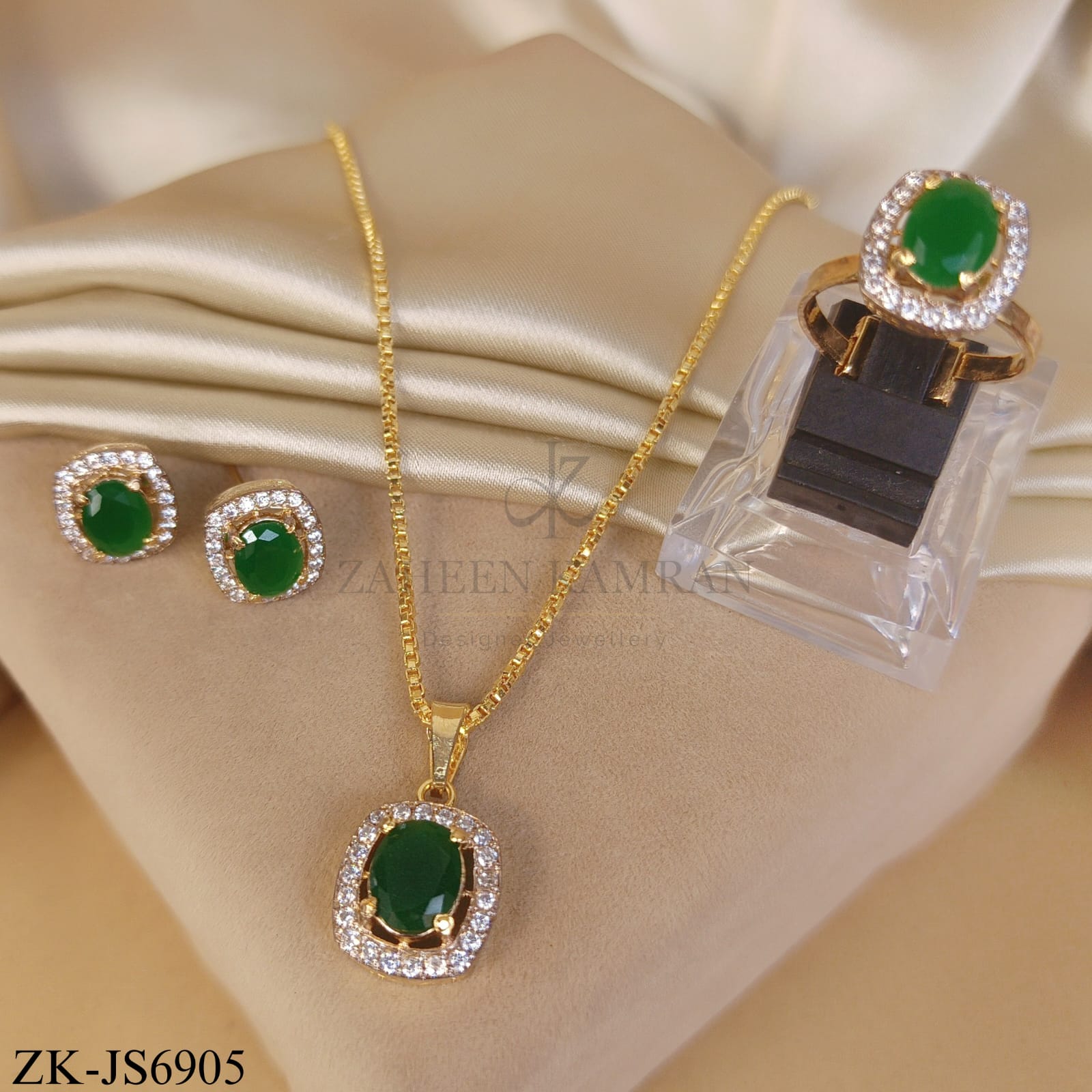 EMERALD STRAND PEARLS  DROP MALA