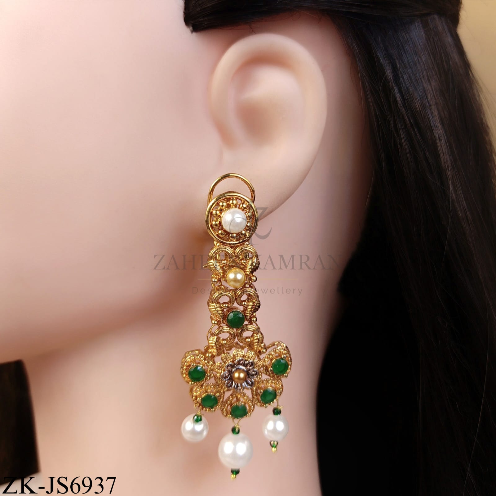 EMERALD INTRICATE FLORENCE WITH PEARLS TASSEL