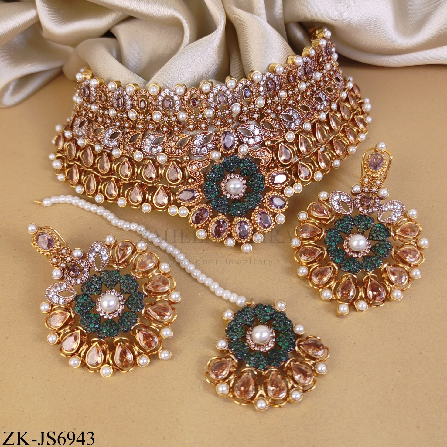 ROYAL BLOSSOM EMERALD AND CHAMPAGNE SET