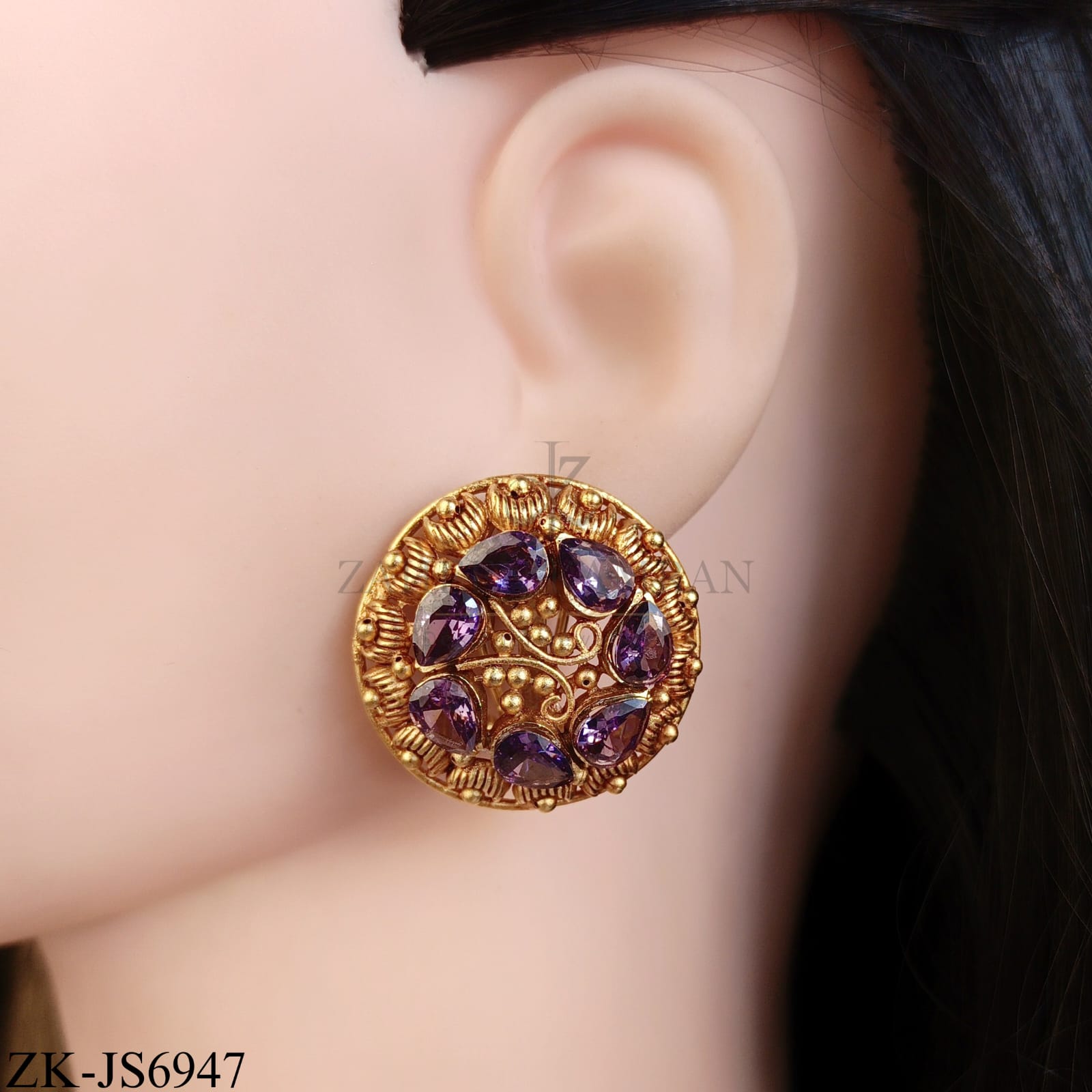 GOLD TONE AMETHYST ROUND FILIGREE SET