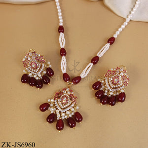 GOLDEN DEEP RED HEART SHAPED SET
