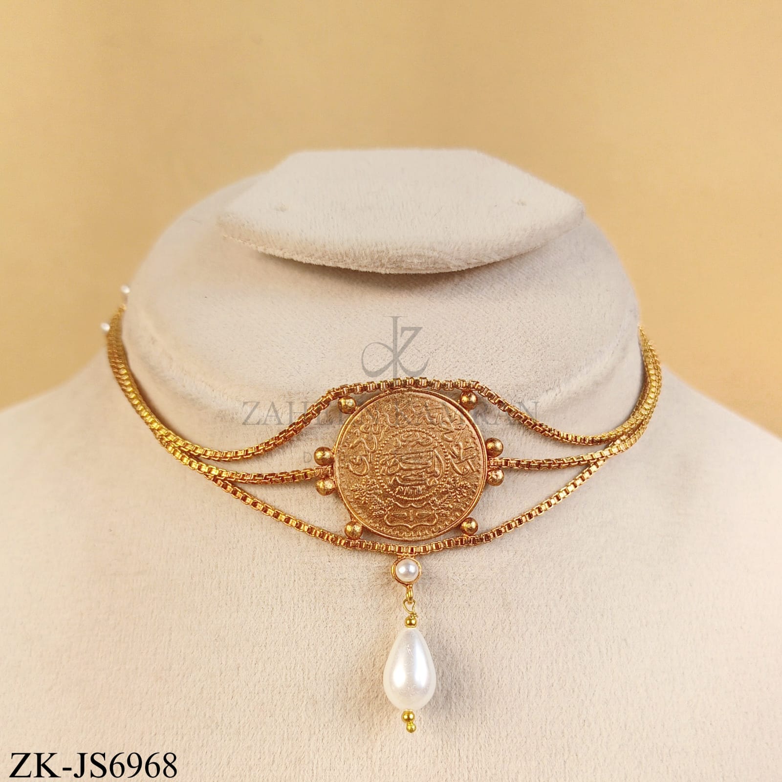 GOLDEN COIN PEARLS DROP SET