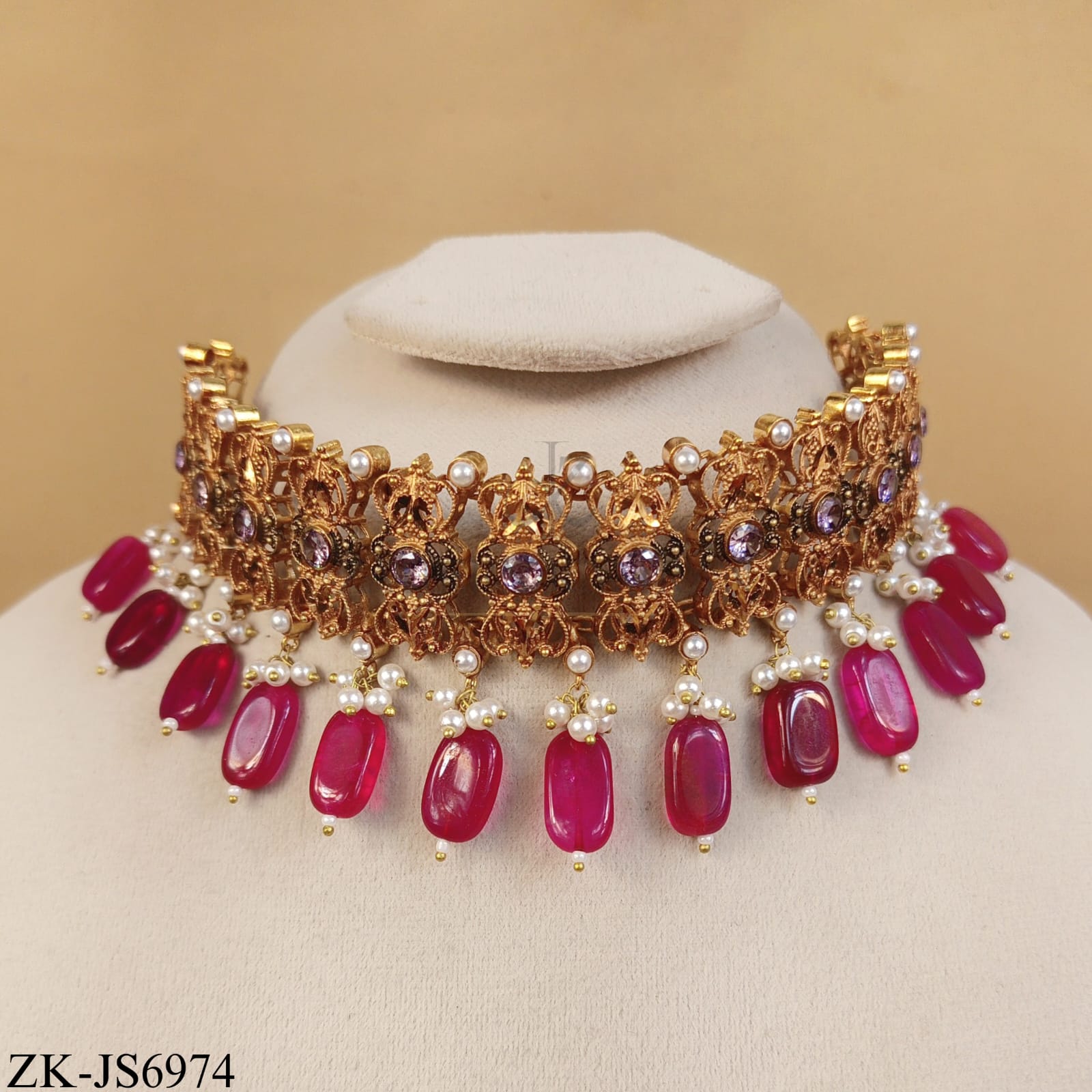 GOLDEN INTRICATE RUBY DROP CHOKER SET