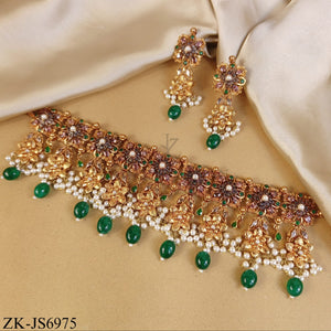 ANTIQUE BLOOM CHOKER SET WITH EMERALD DROP