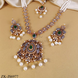 GOLDEN LEAFLET EMERALD CENTRE SET