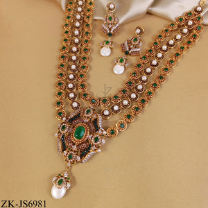 LUXURY GOLDEN TRIPLE STRAND EMERALD MALA SET