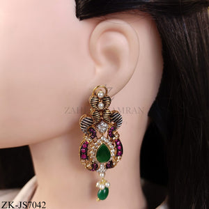 ANTIQUE TEXTURED EMERALD PINK ZIRCONIA SET