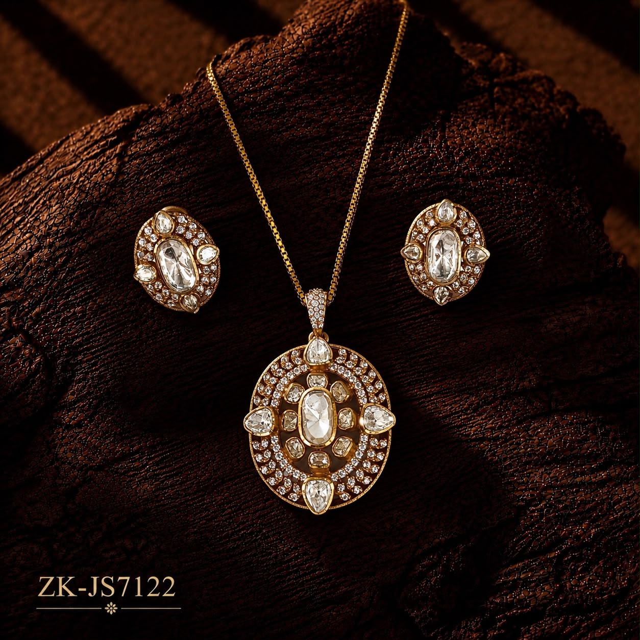 CHAMPAGNE PENDANT SET