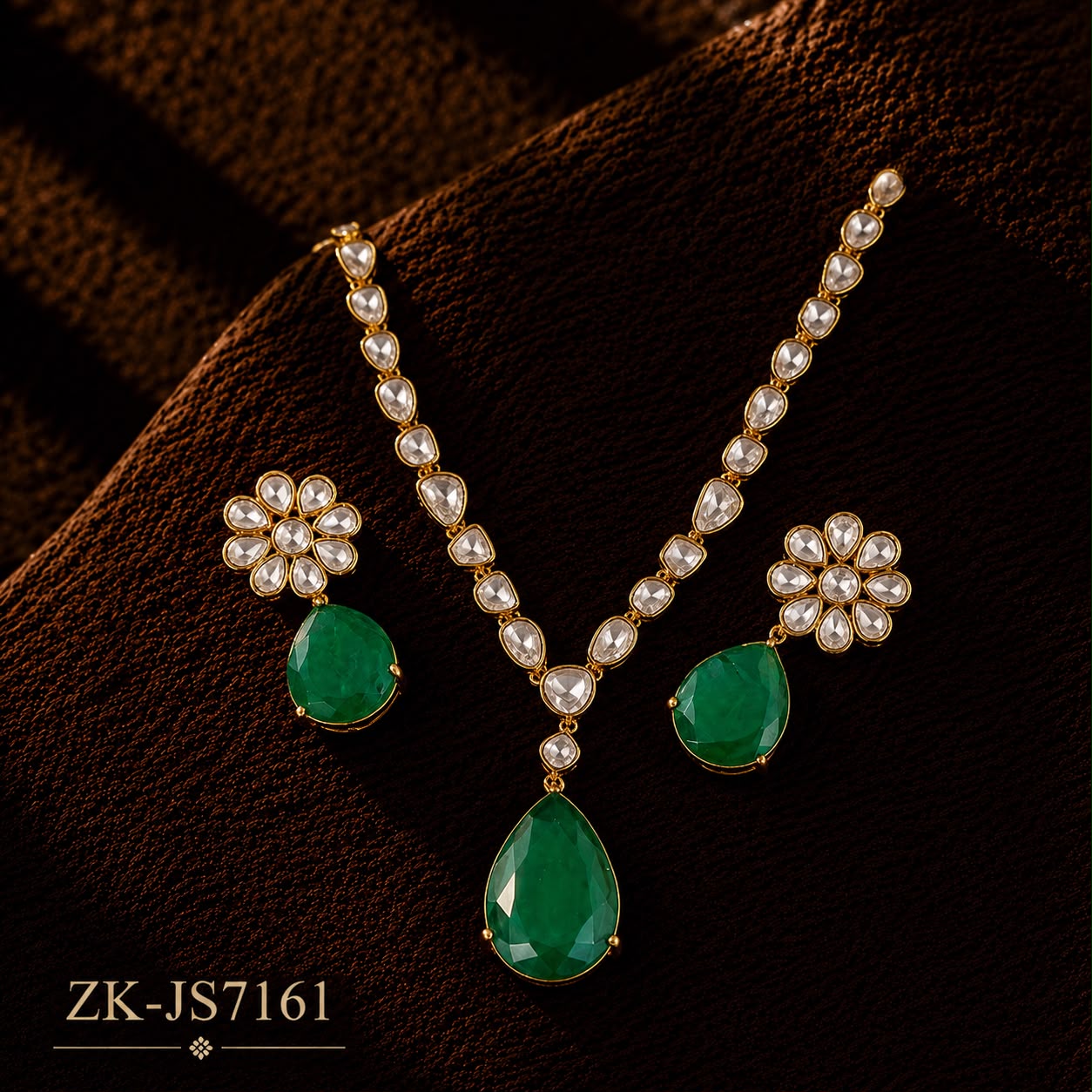 FLORAL EMERALD SET