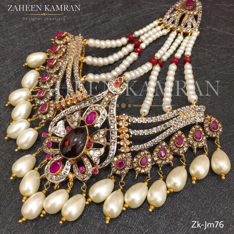 Classic Pearls Jhoomer!