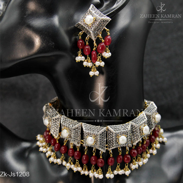 Comely Ruby Choker