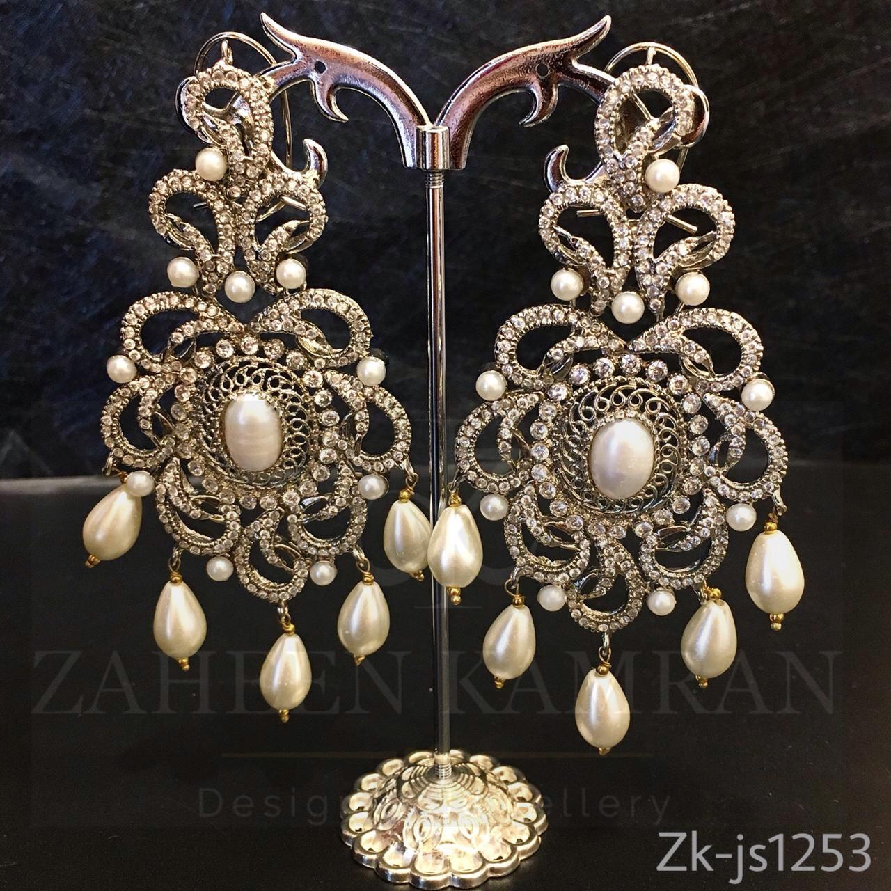 Silver Zircons Necklace Set