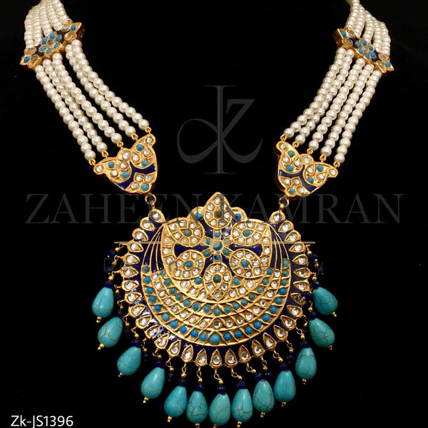 Kundan Flowers Pendant Set