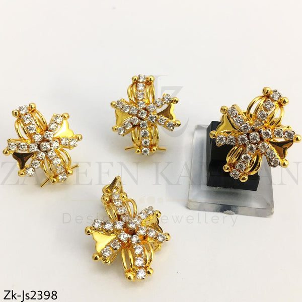 Gold Zirconian Pendant set