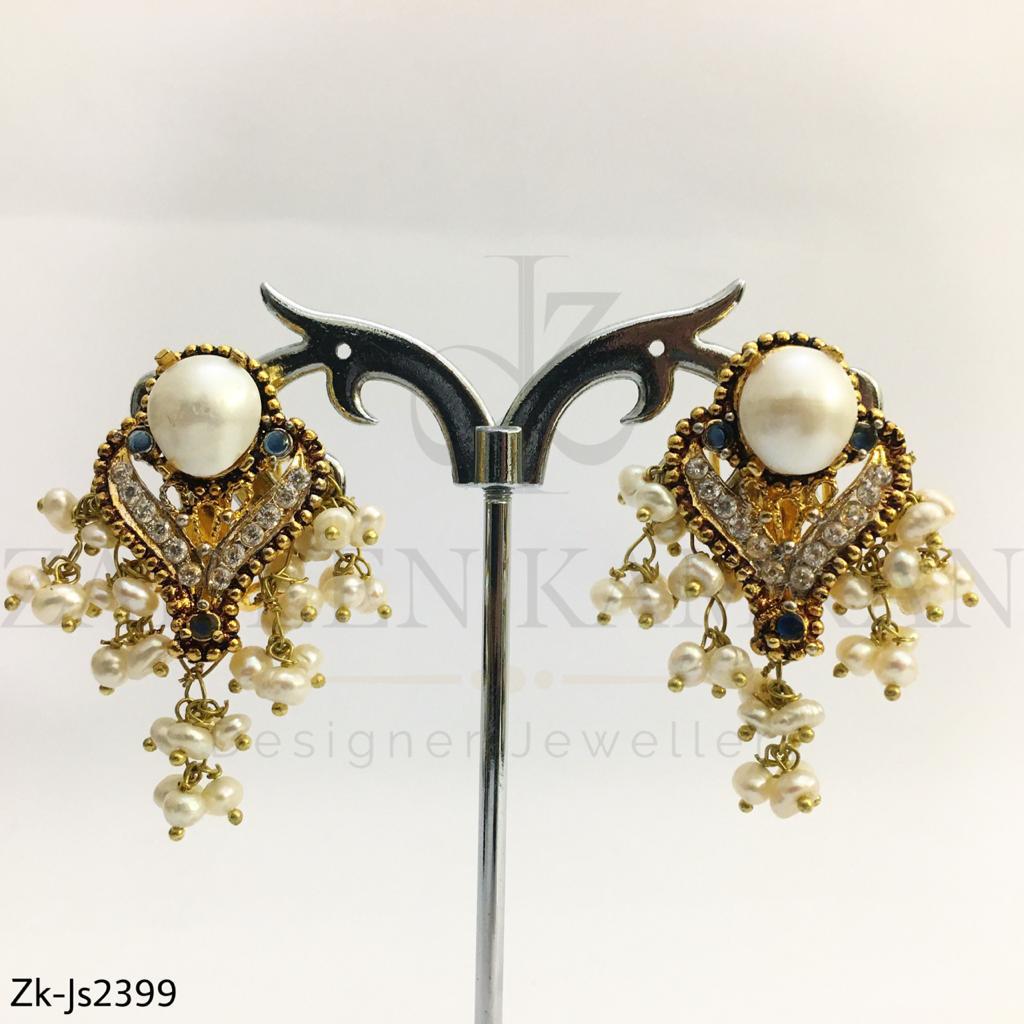 Antique pearl choker set