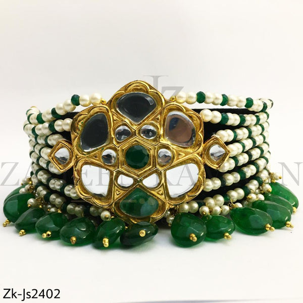 Solid kundan set