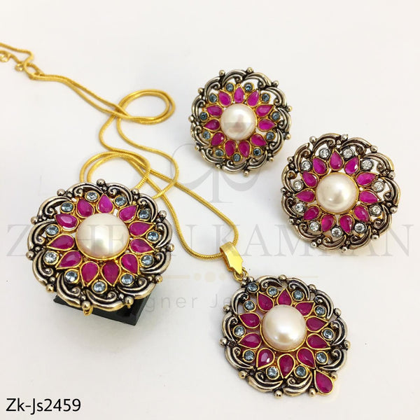 Ruby pearl pendant set