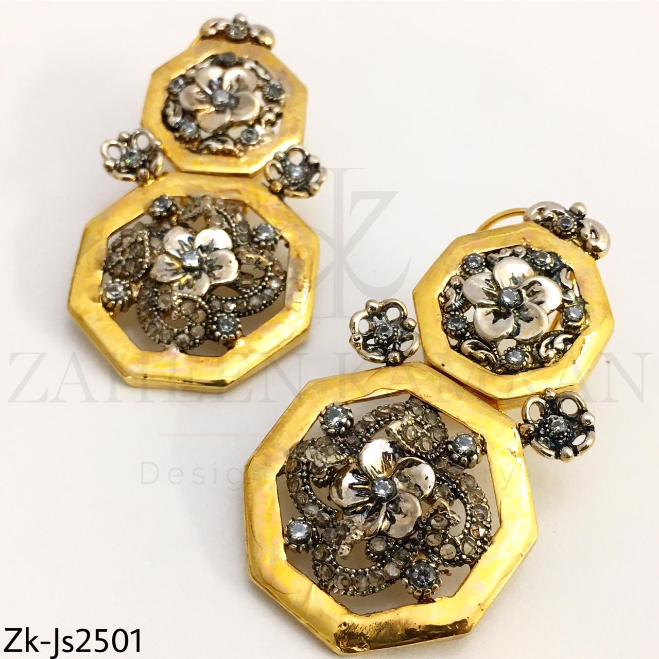 Classy antique choker set