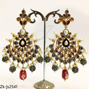 Hand made Kundan set