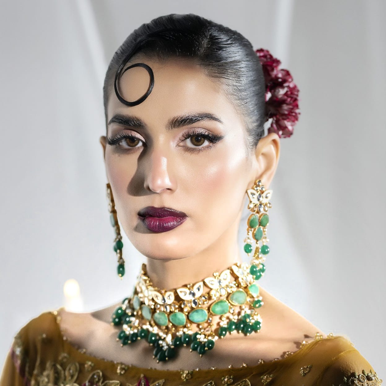 LookBook 669 Zaheen Kamran Jewellery