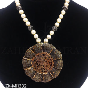 Calligraphy engraved pendant mala