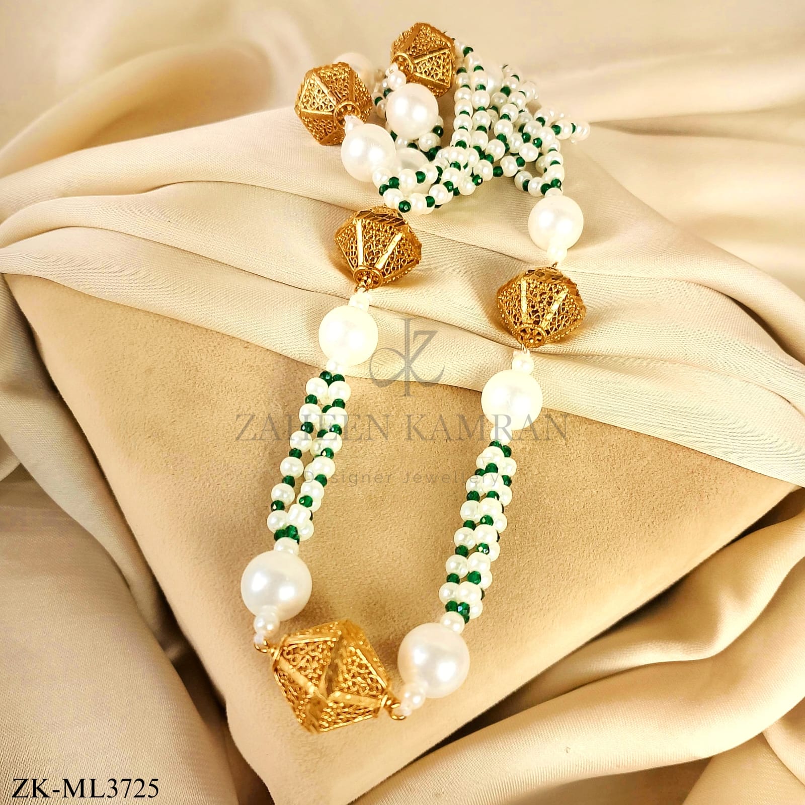 EMERALD PEARLS MALA