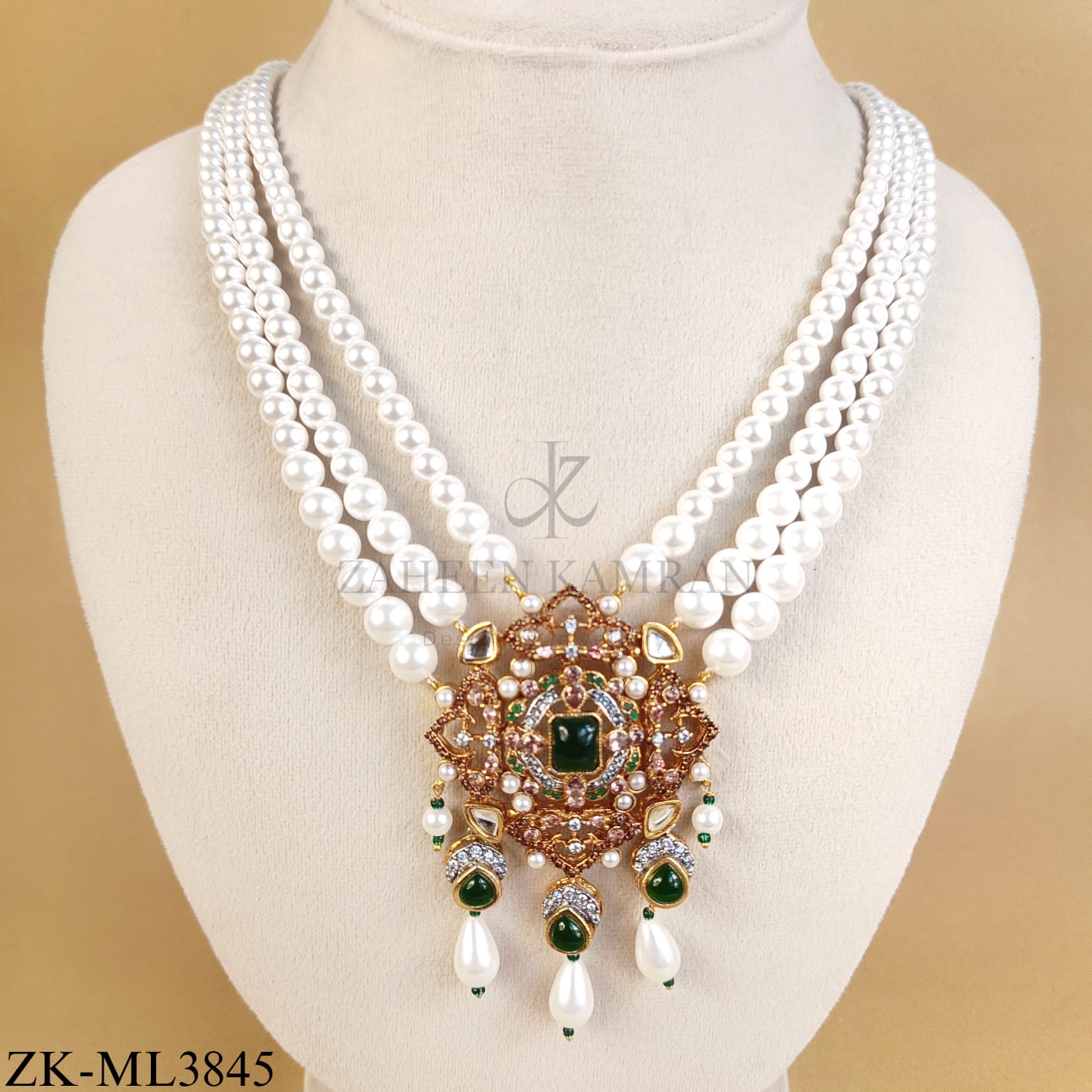 ANTIQUE EMERALD MALA WITH MULTIPLE PEARLS STRAND