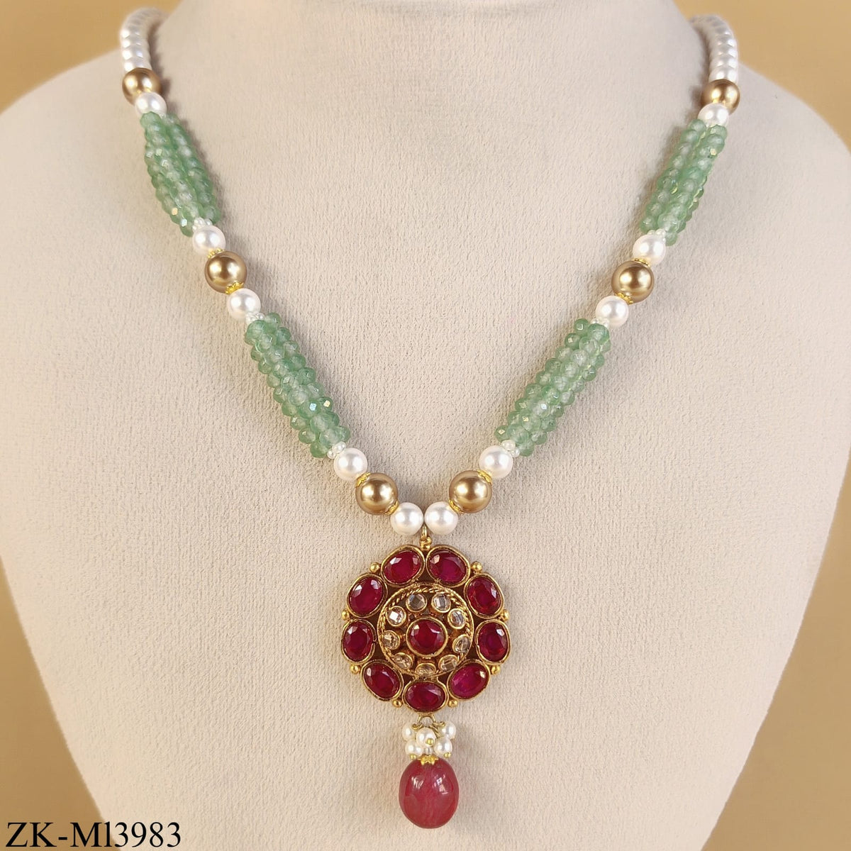 EMERALD FLORAL MALA