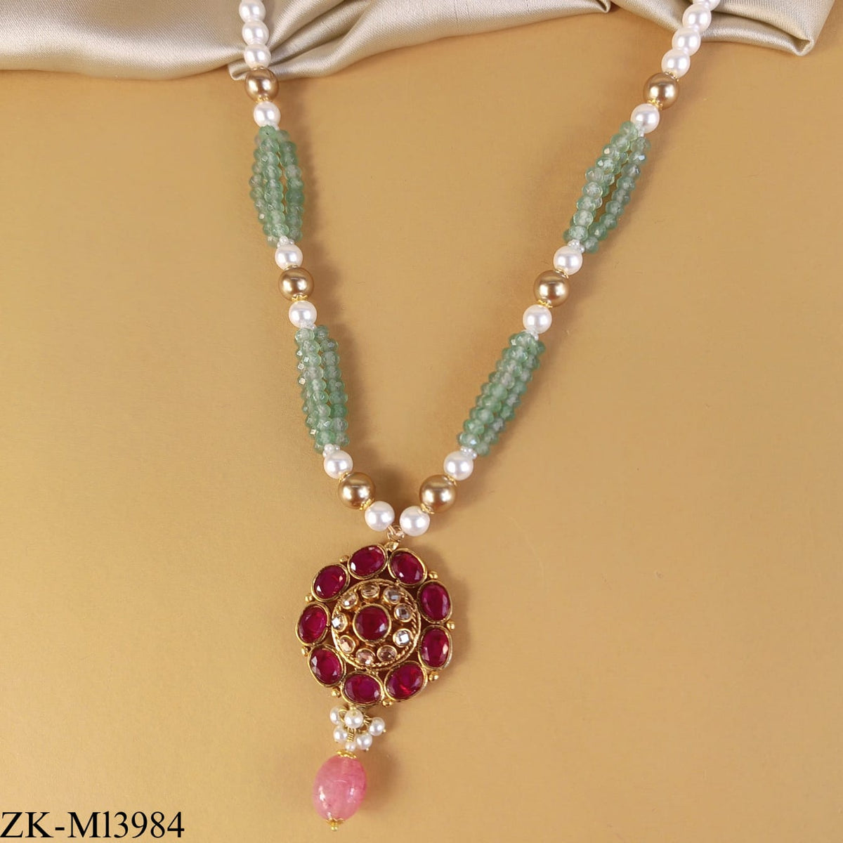 EMERALD FLORAL MALA