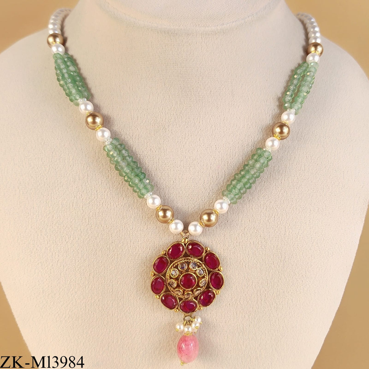 EMERALD FLORAL MALA