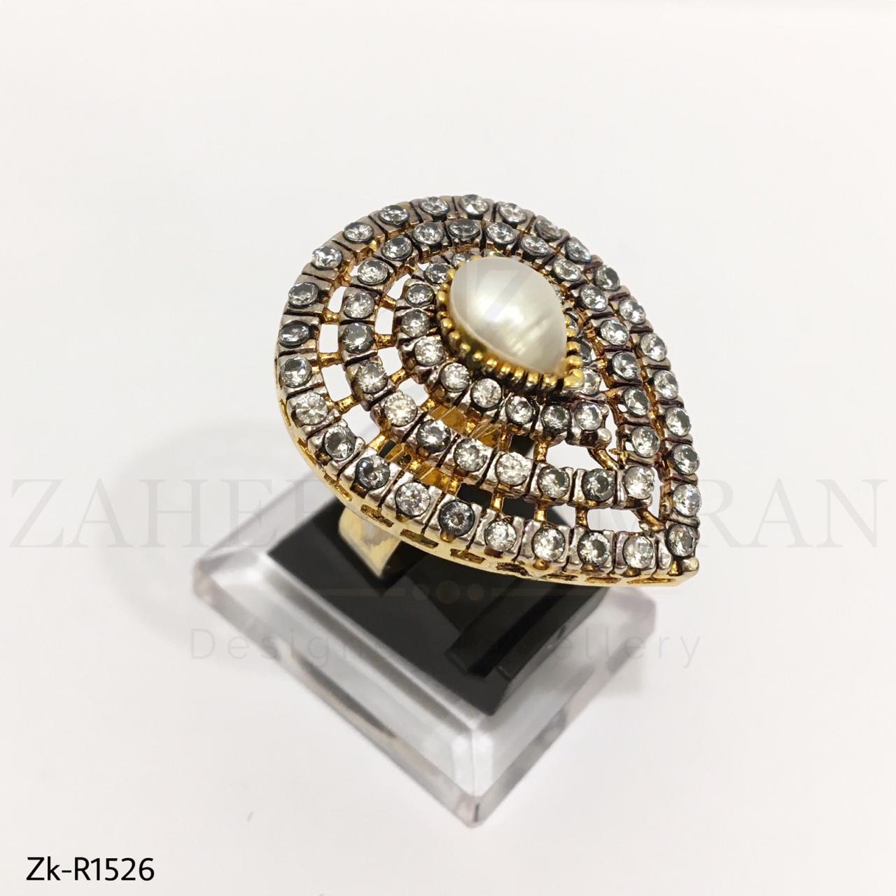 White Pearls&Zircons Rings