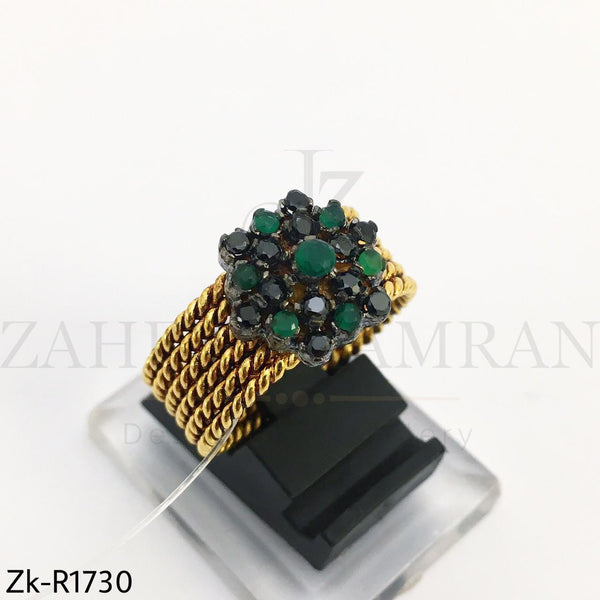 Flower band ring