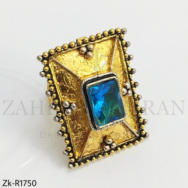 Aqua rectangular ring