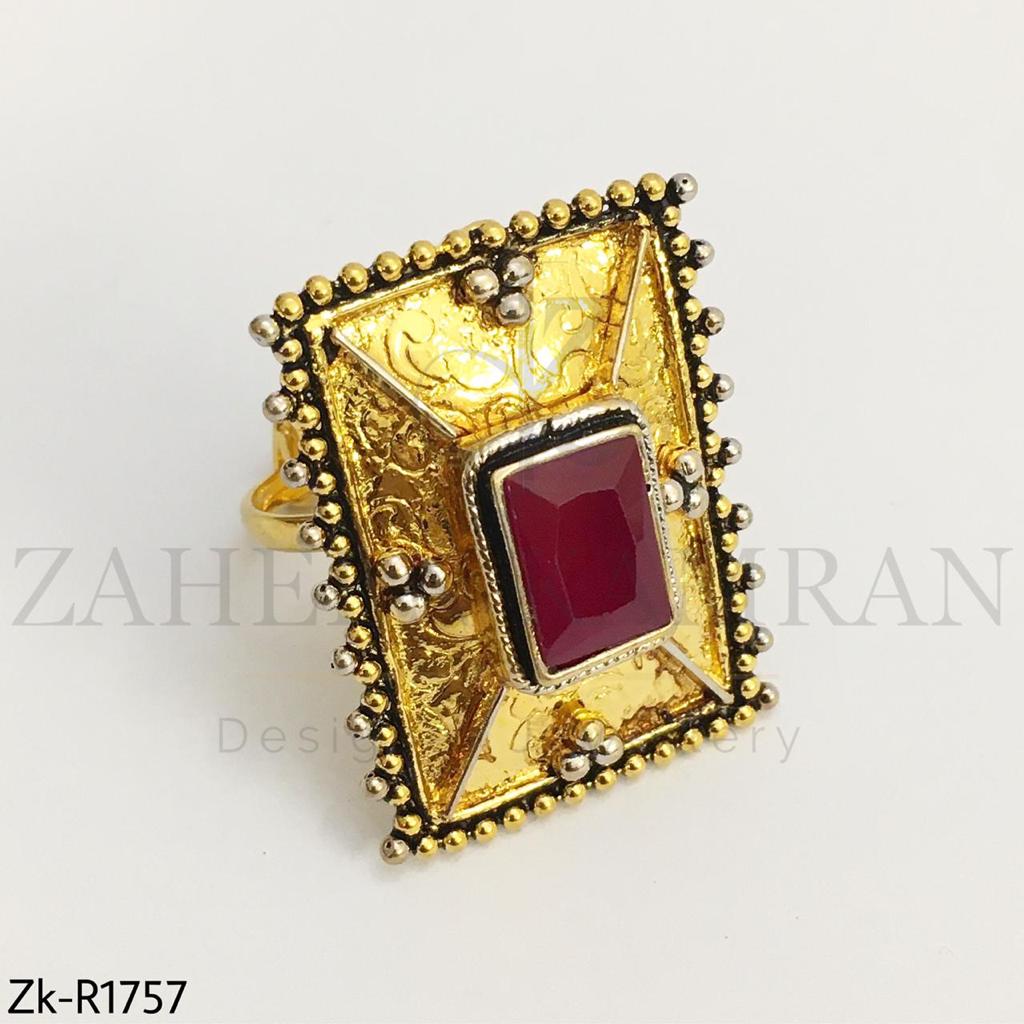 Ruby rectangular ring