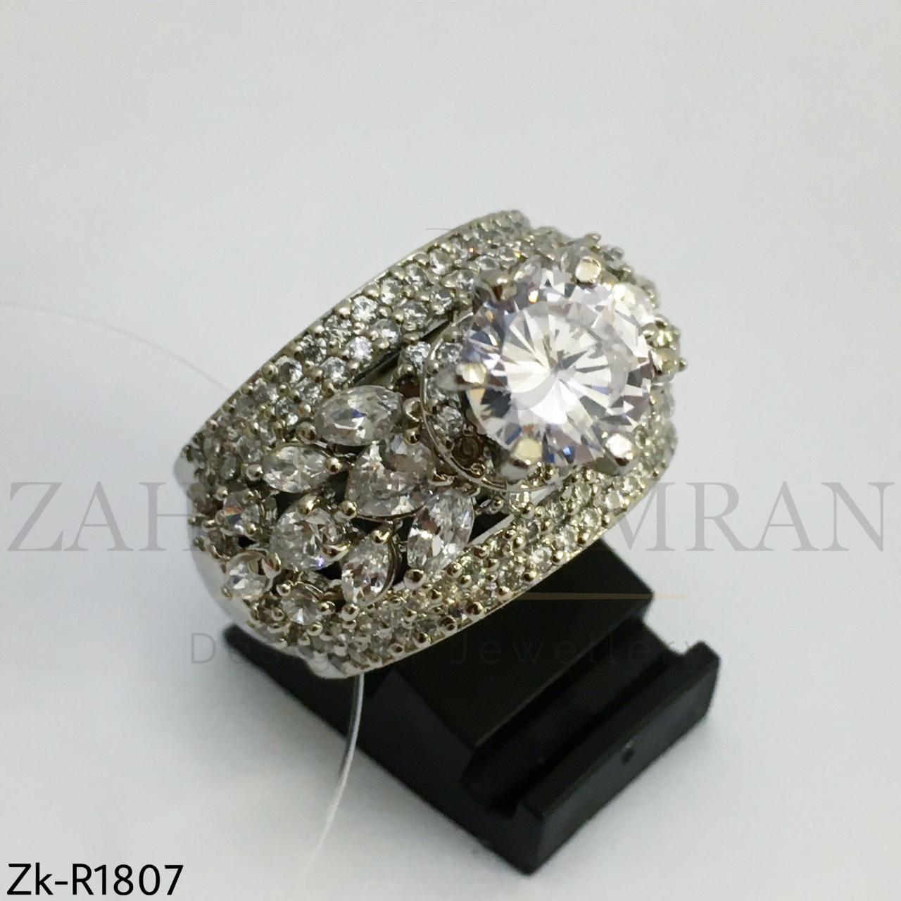 Zirconian ring