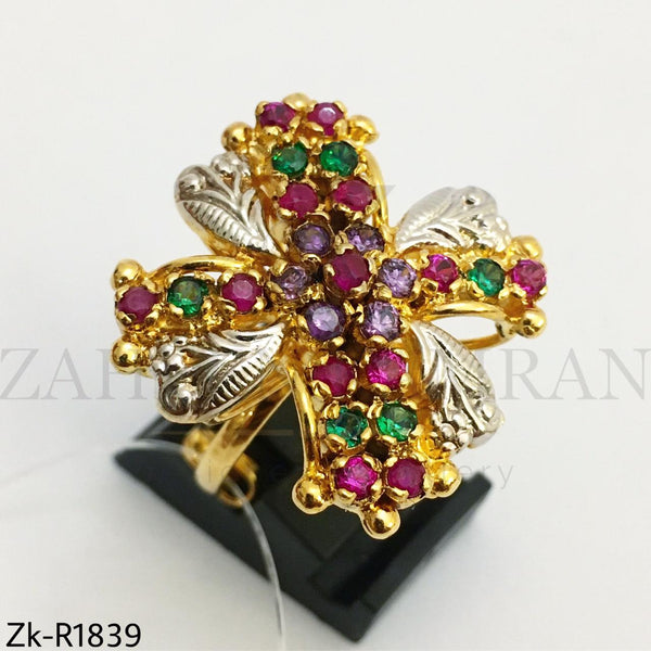 Floral gold ring