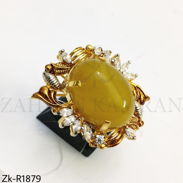 Yellow jade ring