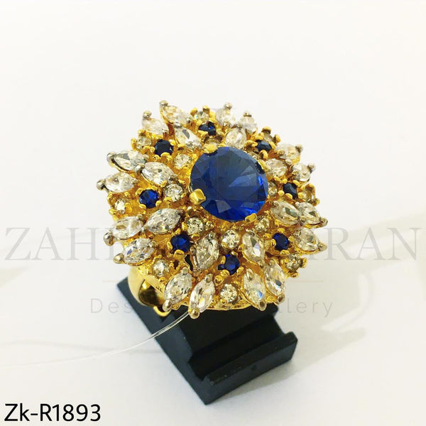 Sapphire flowet ring