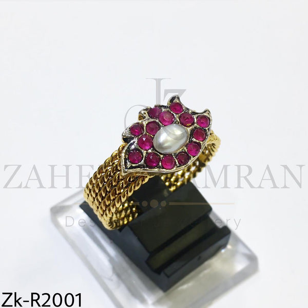 Ruby twisted ring