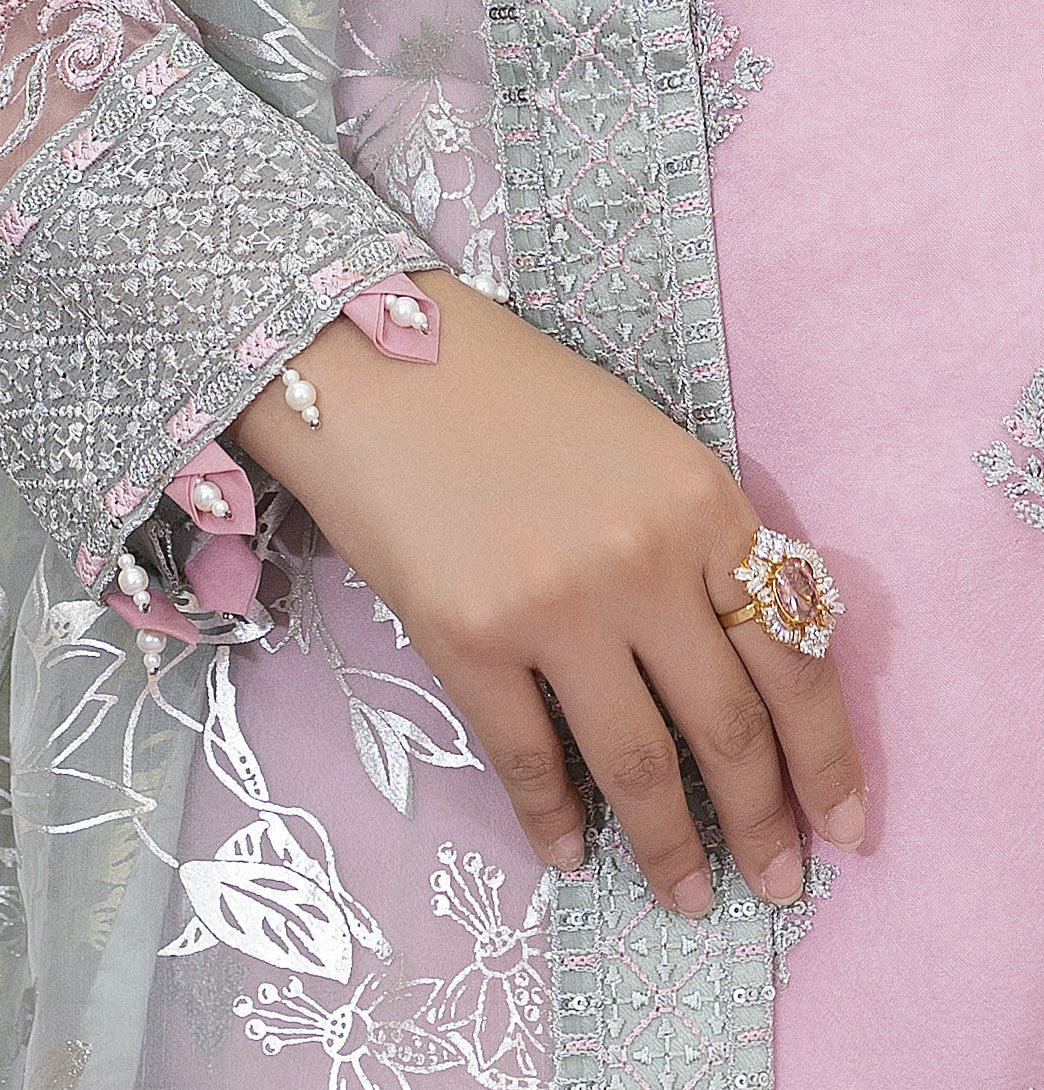 Splendid ring.
