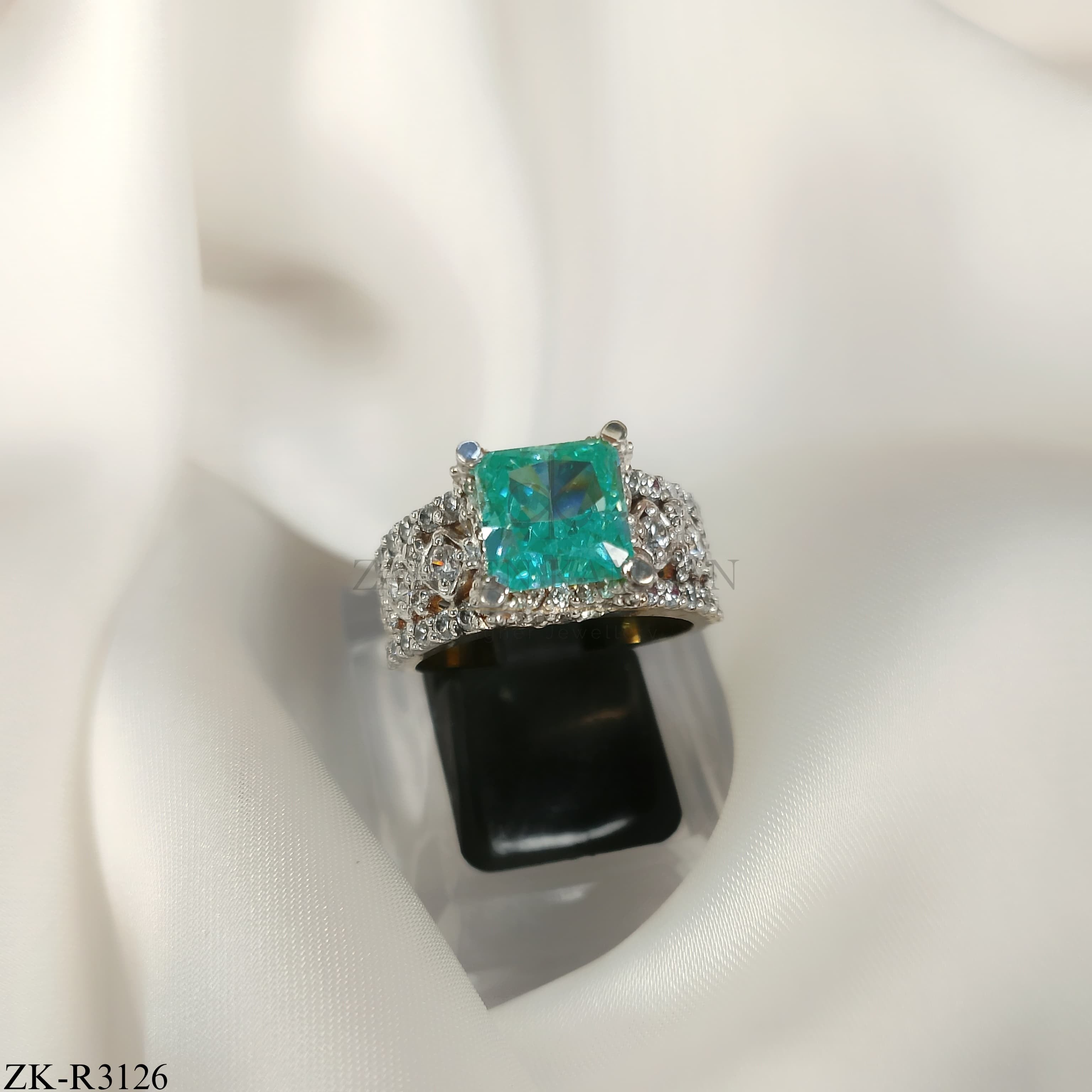 925 OCEAN BLUE STONE