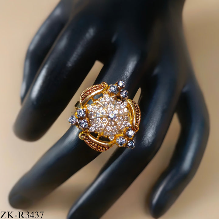 ZIRCONIAN RING