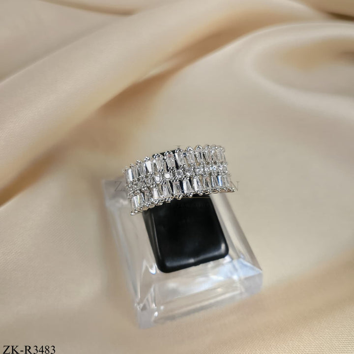 CUT STONES RING
