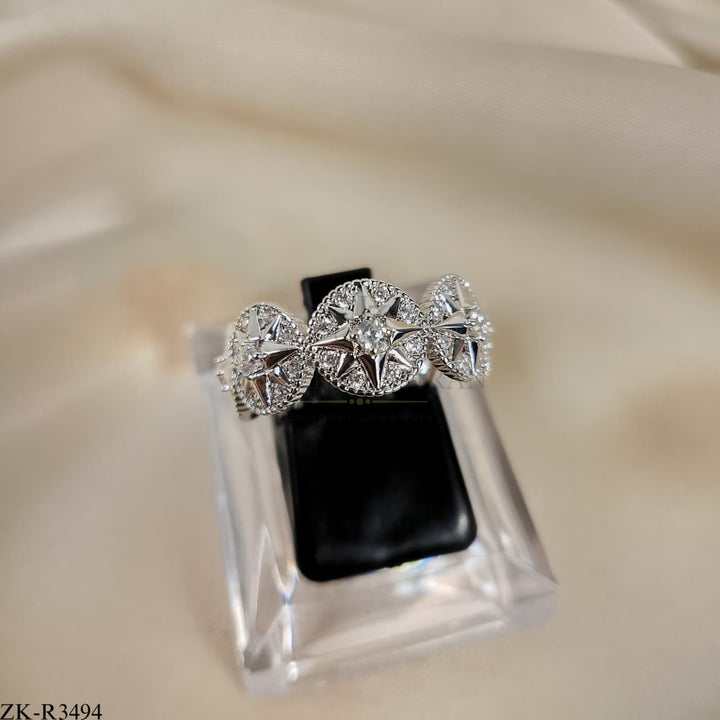 ZIRCONIAN RING