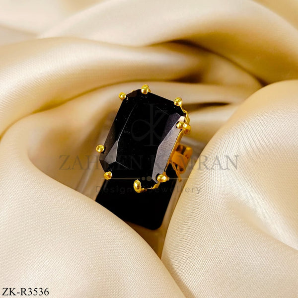 SQUARE EARRINGS